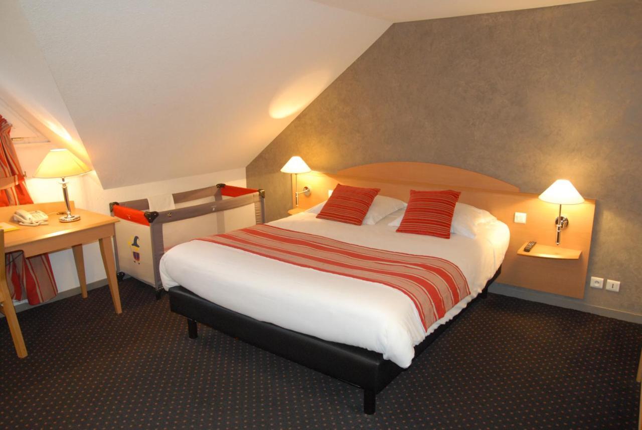 Logis L'oree De Chartres - Hotel Barjouville