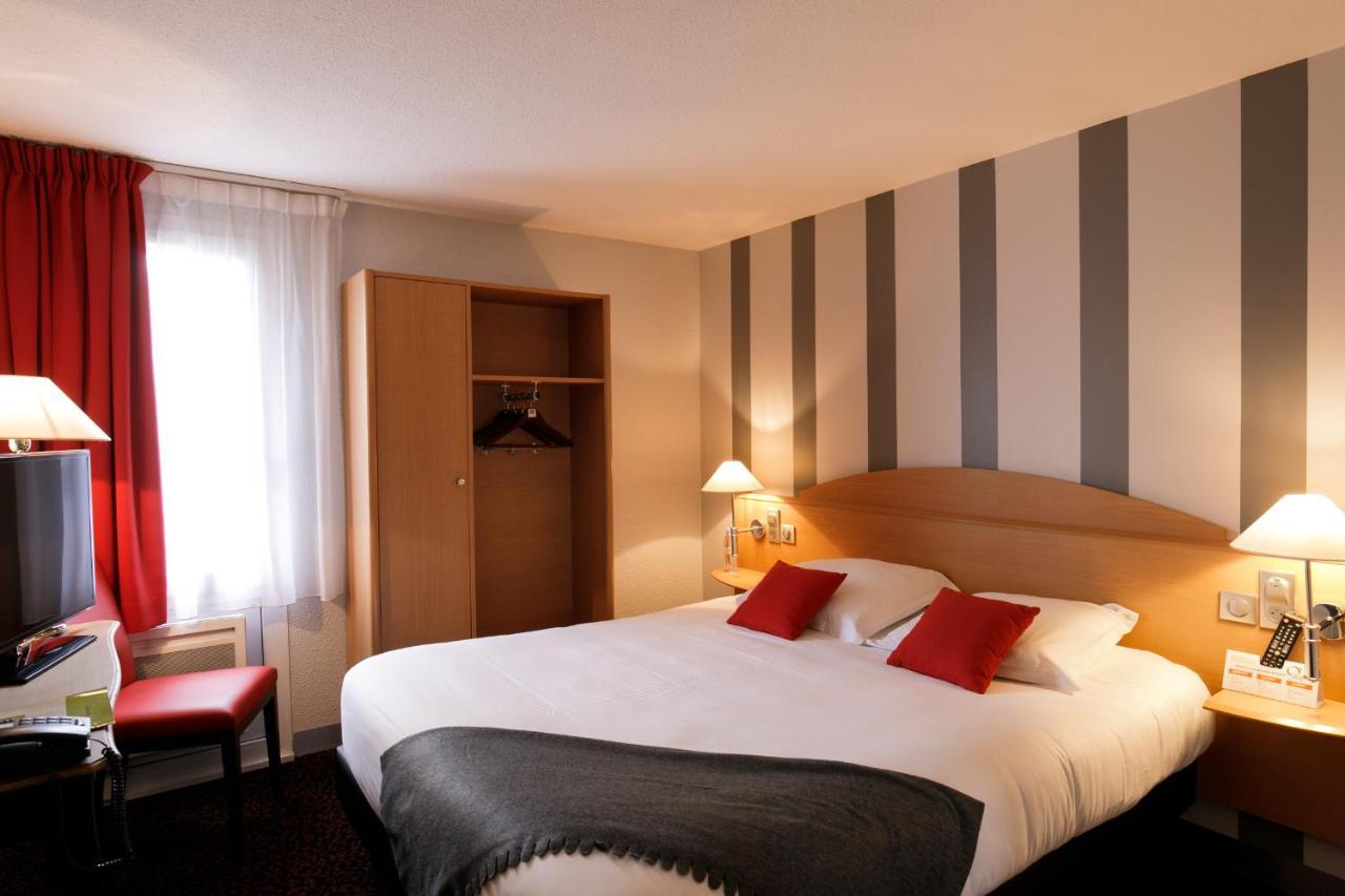 Logis L'oree De Chartres - 3*