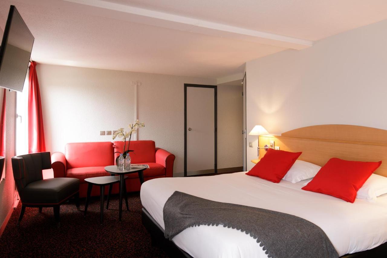 Logis L'oree De Chartres - Hotel 3*