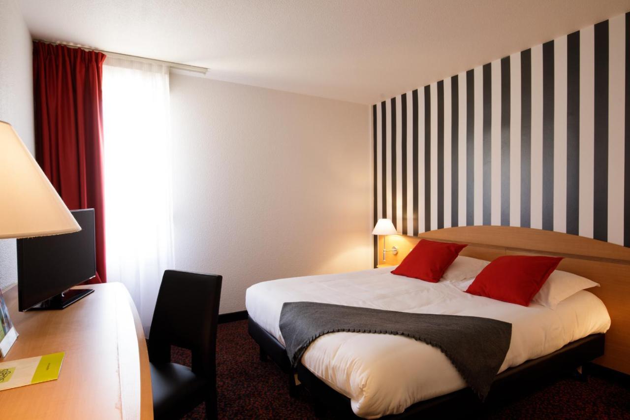 Logis L'oree De Chartres - 3*