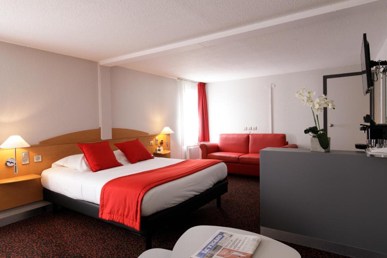 Logis L'oree De Chartres - Hotel 3*