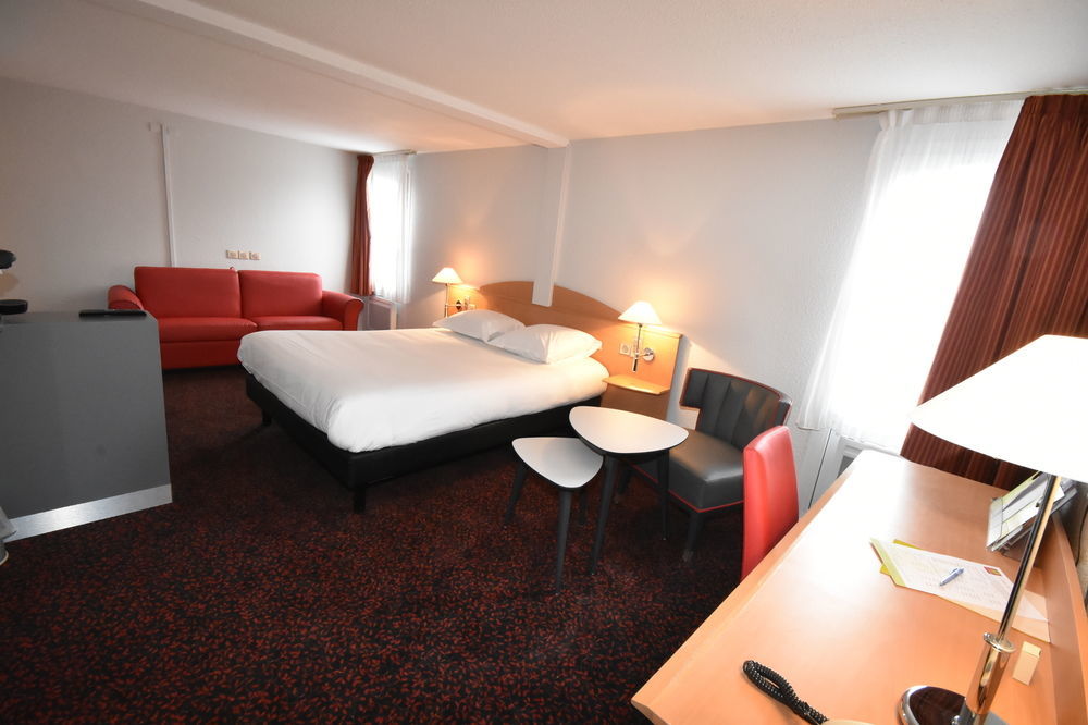 Logis L'Orée de Chartres - Barjouville Hotel Barjouville
